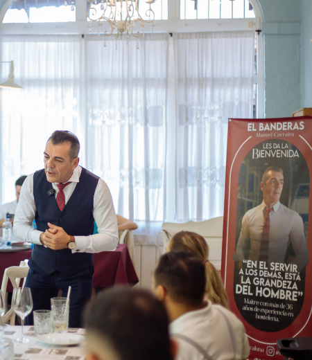 el banderas manuel corrales